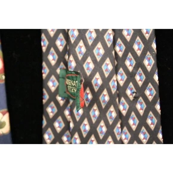 4 Men's Silk Ties, Assorted Brands - Picture 11 of 11